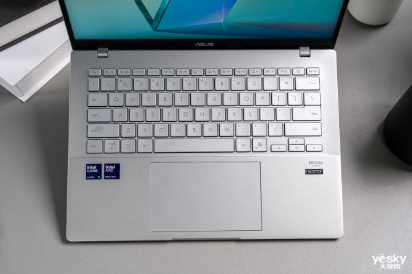 评测:酷睿Ultra赋能AI无畏家族又一力作澳门新葡京华硕无畏Pro14酷睿版2025(图11) 评测:酷睿Ultra赋能AI无畏家族又一力作澳门新葡京华硕无畏Pro14酷睿版2025(图11)