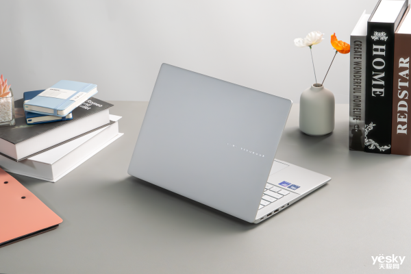 评测：酷睿Ultra赋能AI无畏家族又一力作澳门新葡京华硕无畏Pro14酷睿版2025(图14)