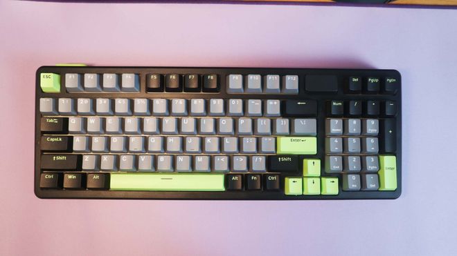 绿机械键盘测评：客制化与性价比的完美平衡澳门新葡京雷柏V700DIY-98黑灰(图6)
